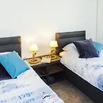 2 Bedroom Stunning In Apartman *