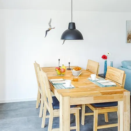 2 Bedroom Stunning In * Busum