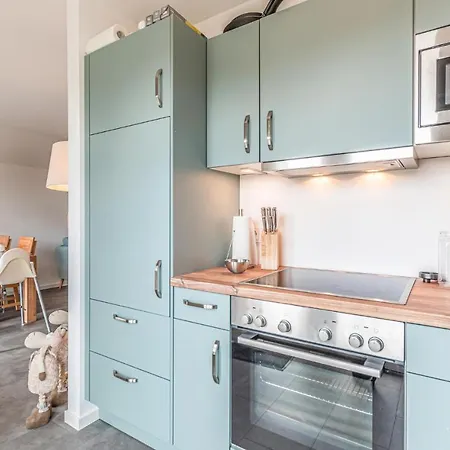 2 Bedroom Stunning In Busum